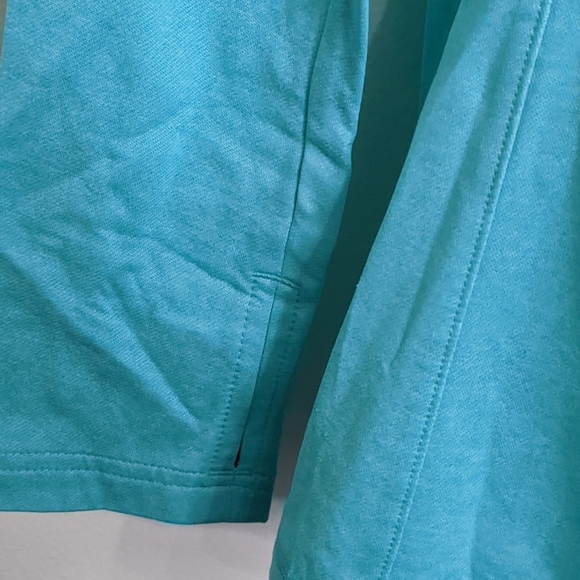 Adidas Running Women's Blue Pullover Size Medium Quarter Zip - Picture 5 of 8